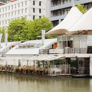 Hotel Floats By H2otel ***